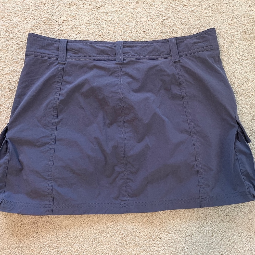 Athleta Skort EUC size 8 - Picture 2 of 4